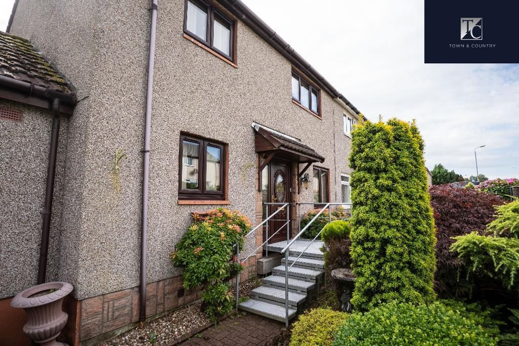 Property photo 2 of 30