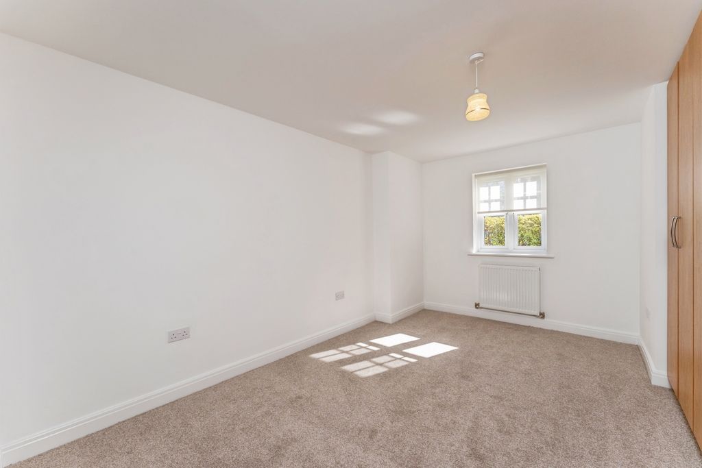 Additional image 14 of 2 bed flat for saleUpton Grange, Chester, Cheshire CH2