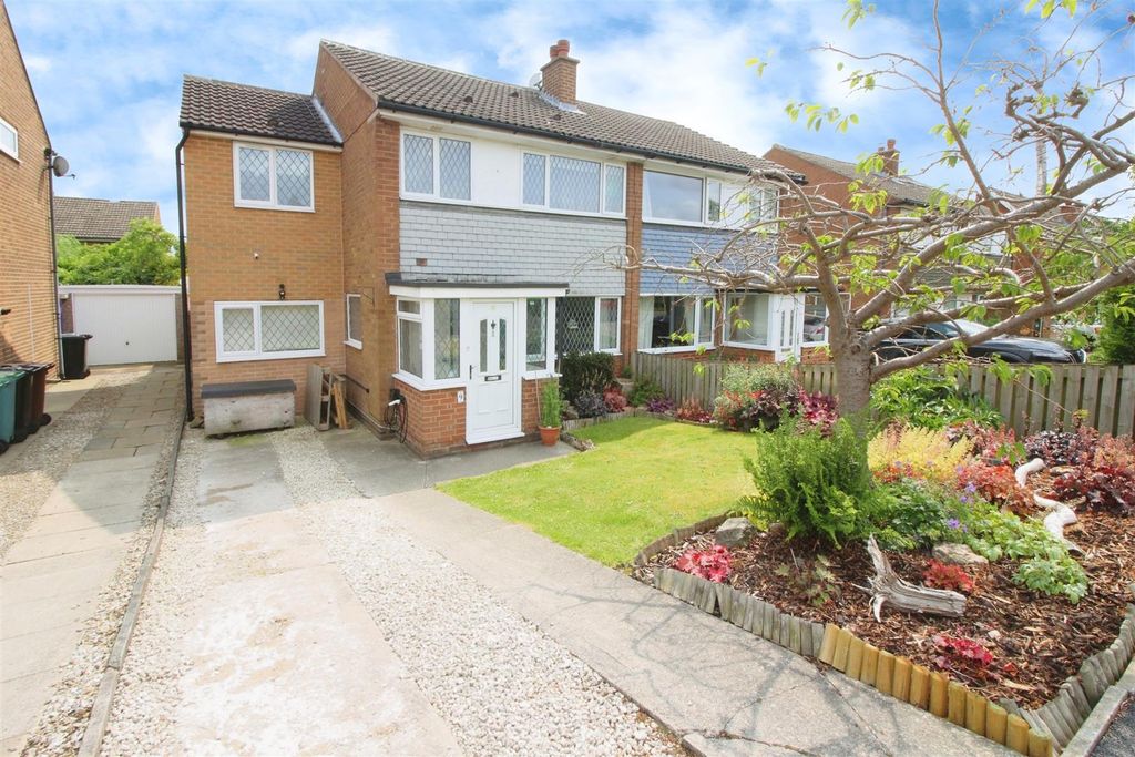 Property photo 1 of 22 Outside