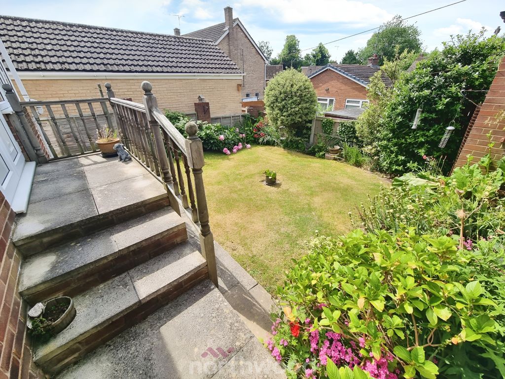 Property photo 2 of 23