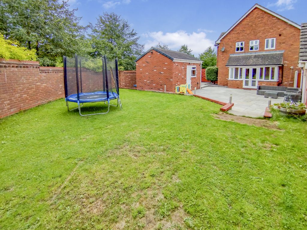 Property photo 3 of 31