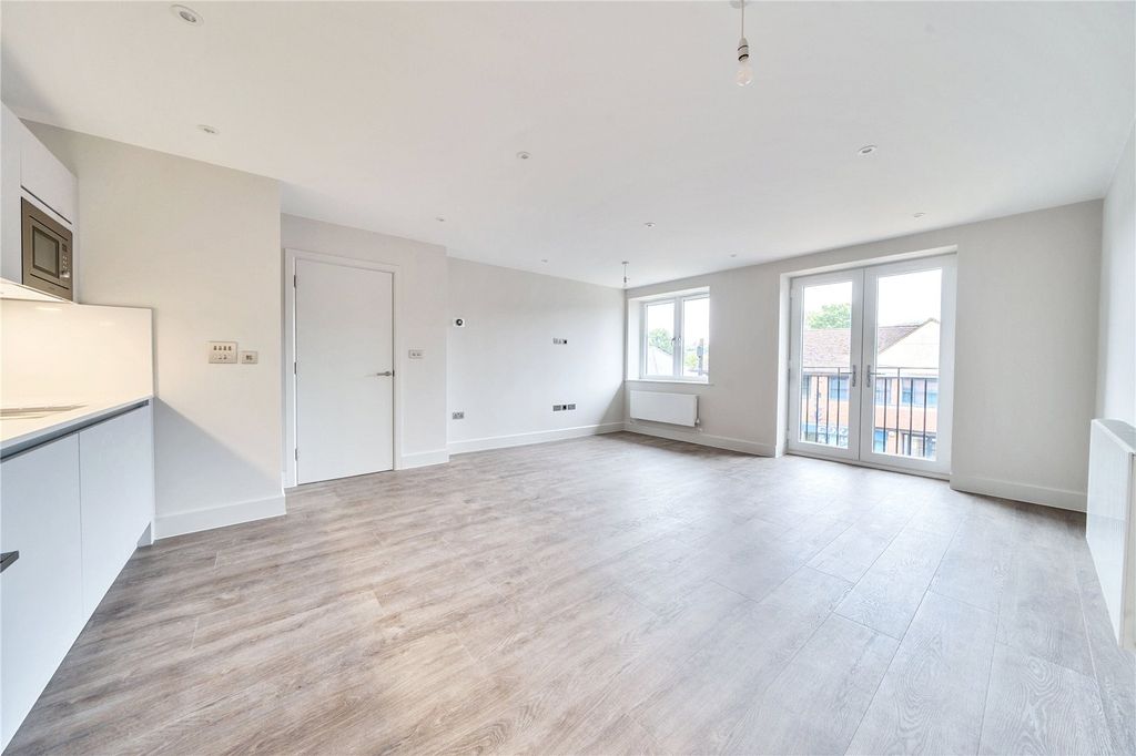 Property photo 2 of 10 Picture No. 05