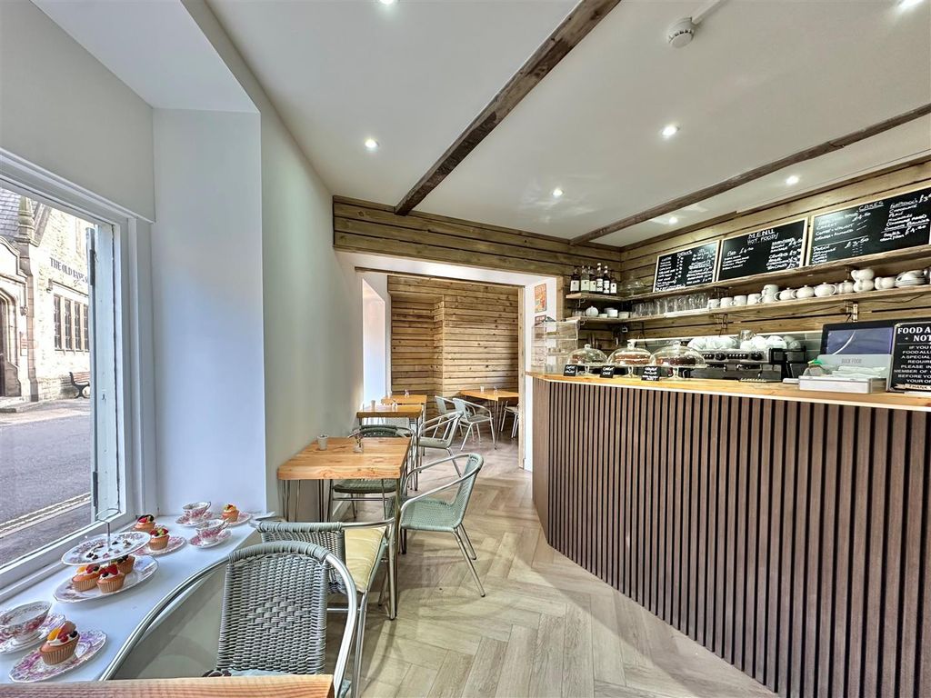 Property photo 3 of 18