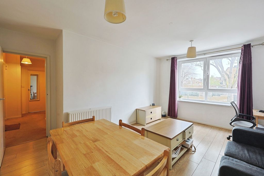 Property photo 2 of 17 Pbox-Img.Jpg