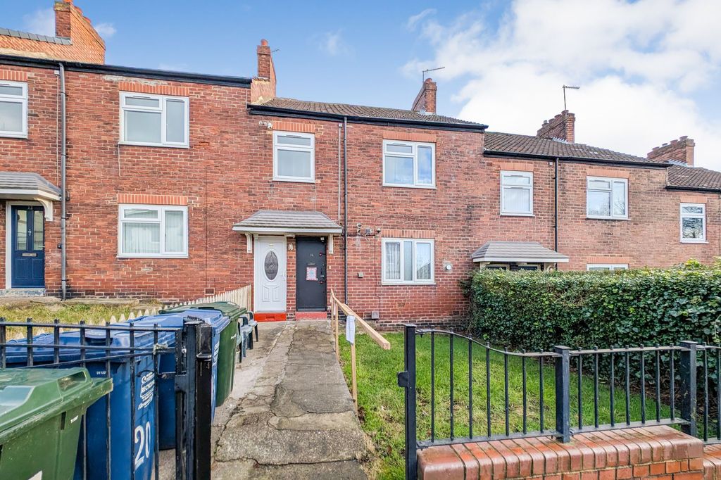 Property photo 3 of 11 18 Bilbrough Gardens, Newcastle Upon Tyne, Tyne And Wear Ne4 8Ya