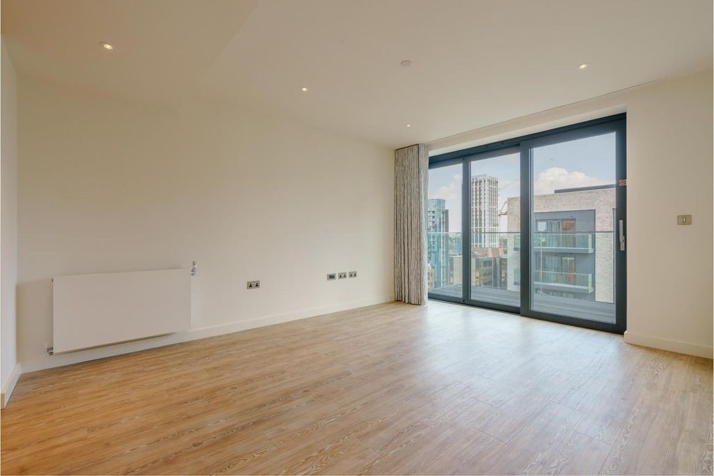 Property photo 2 of 15 4.Jpg