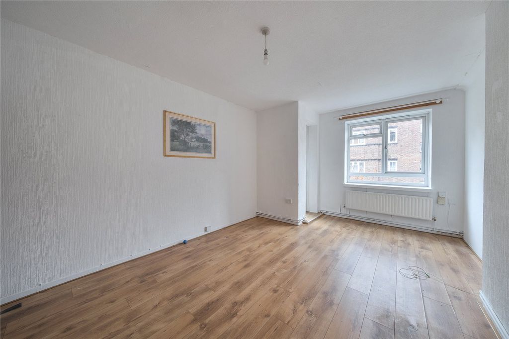 Property photo 3 of 21 Reception Room