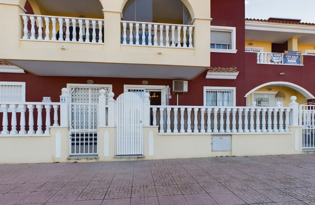 Property photo 1 of 19