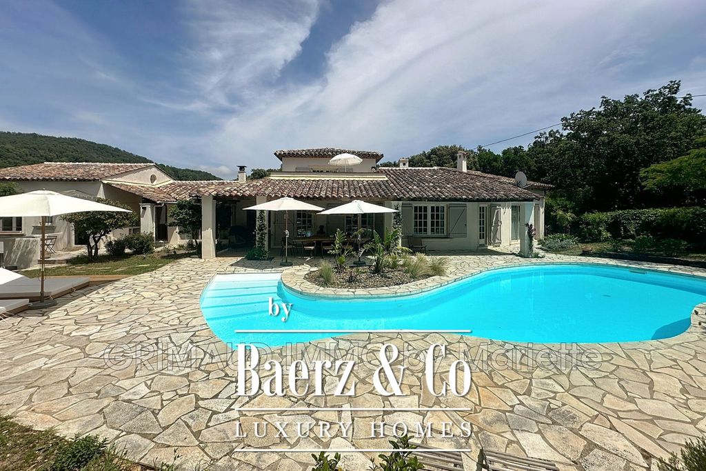 Property photo 2 of 23