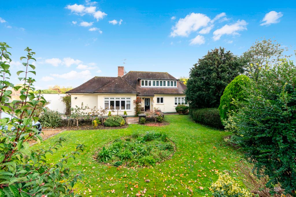 Property photo 1 of 18