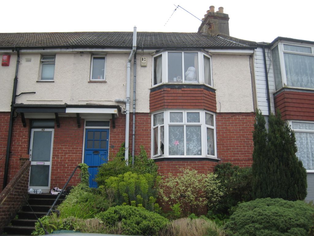 Property photo 1 of 12