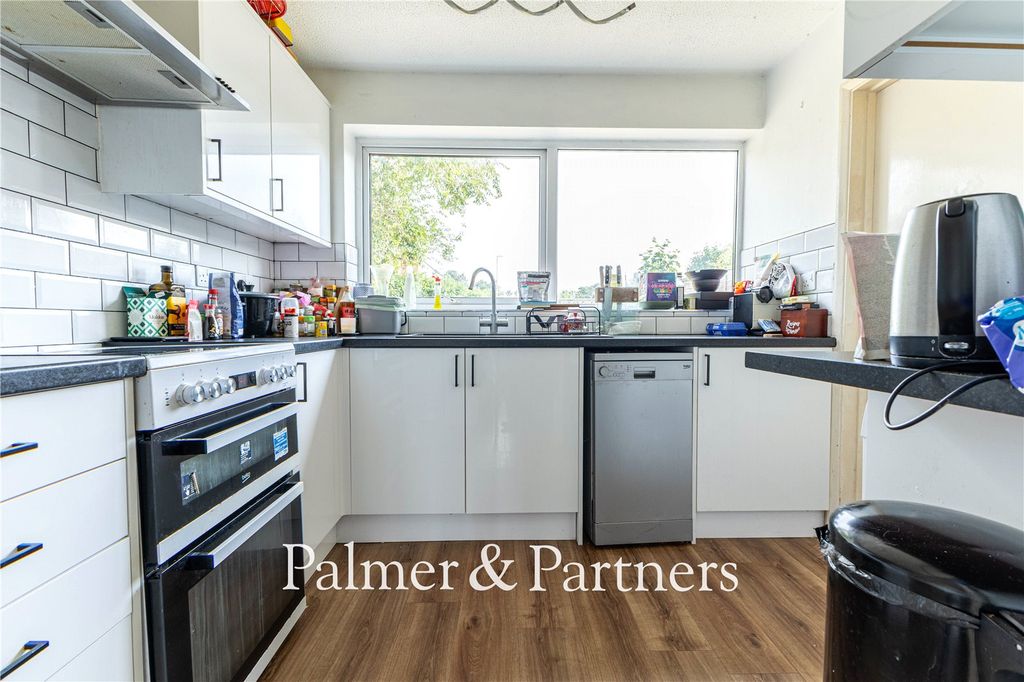 Property photo 2 of 11 Picture No. 03