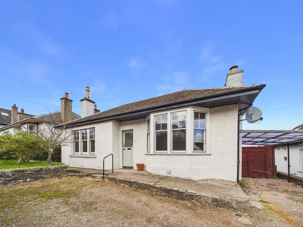 Property photo 1 of 16 Cam01486G0-Pr1031-Still020.Jpg