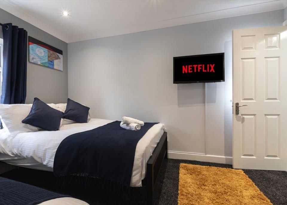 Property photo 1 of 2