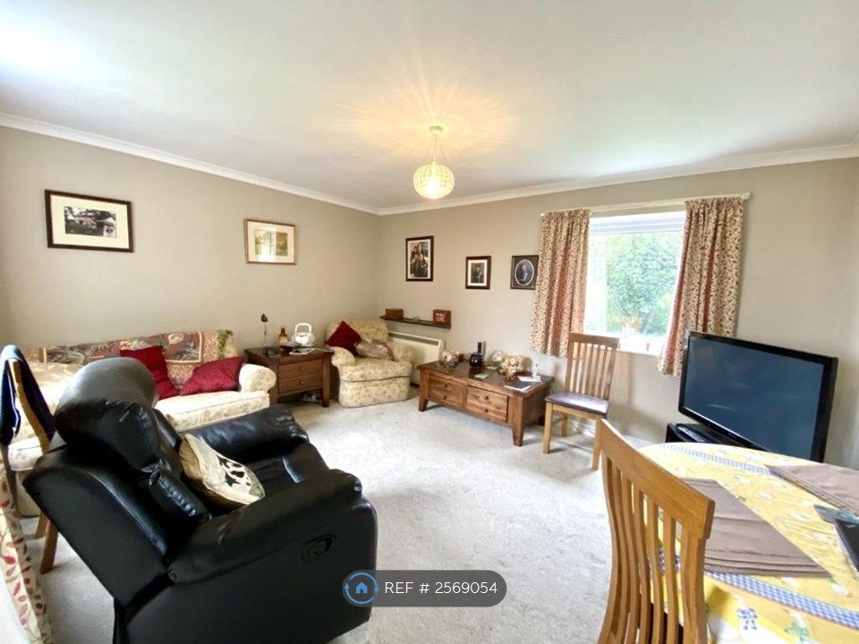 Property photo 2 of 8 Living Room