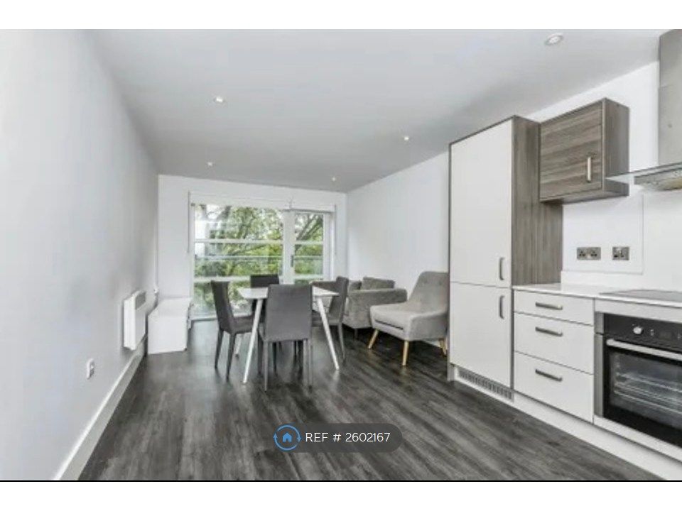 Property photo 1 of 5