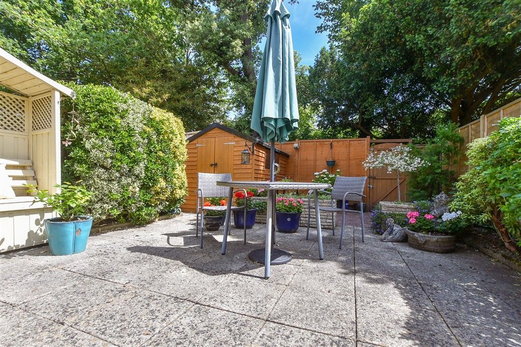 Property photo 2 of 12 Patio / Decking