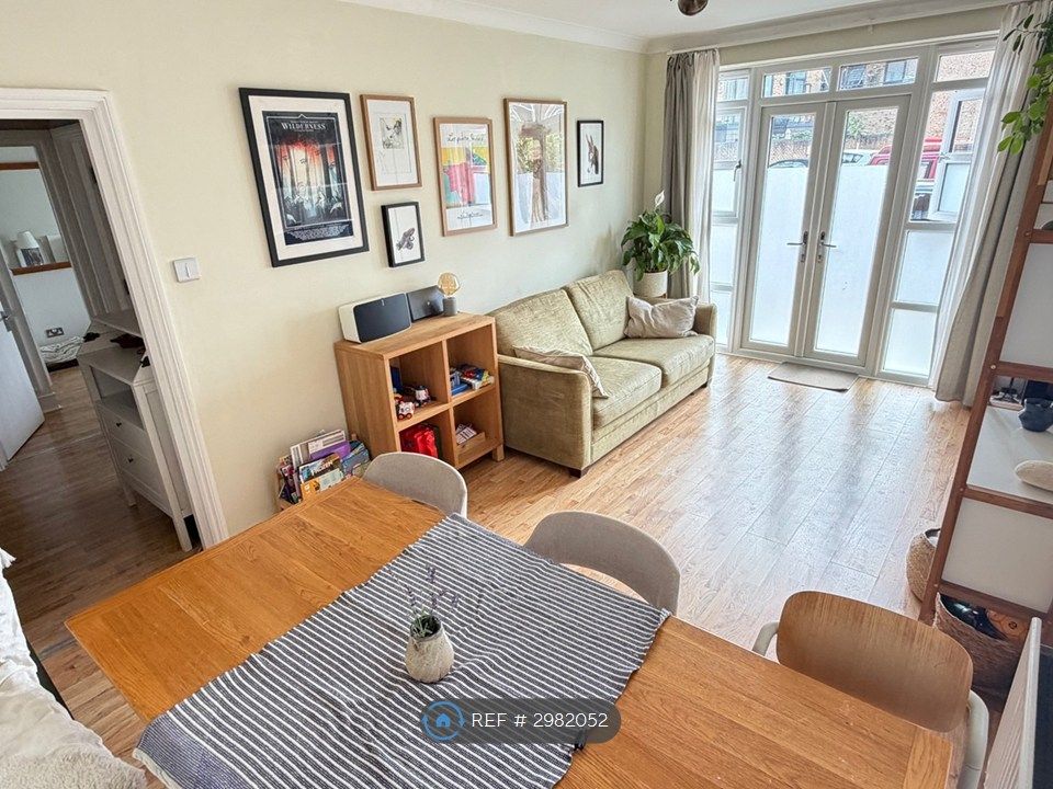 Property photo 3 of 24