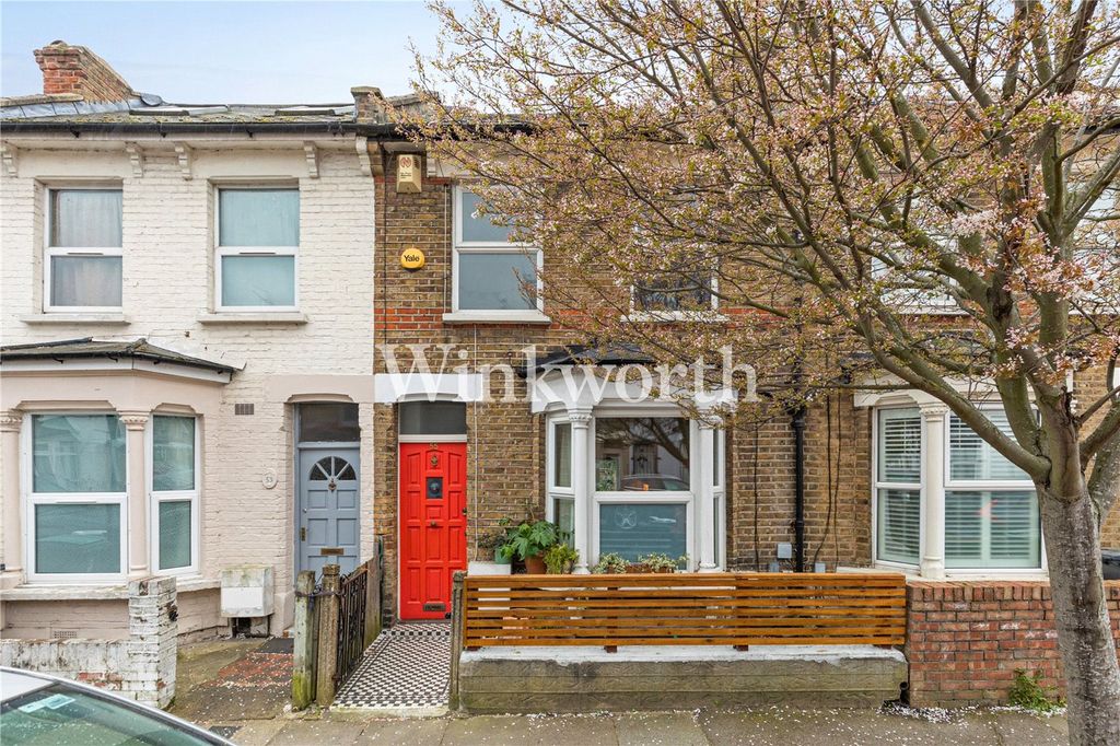 Property photo 2 of 16 Picture No. 23