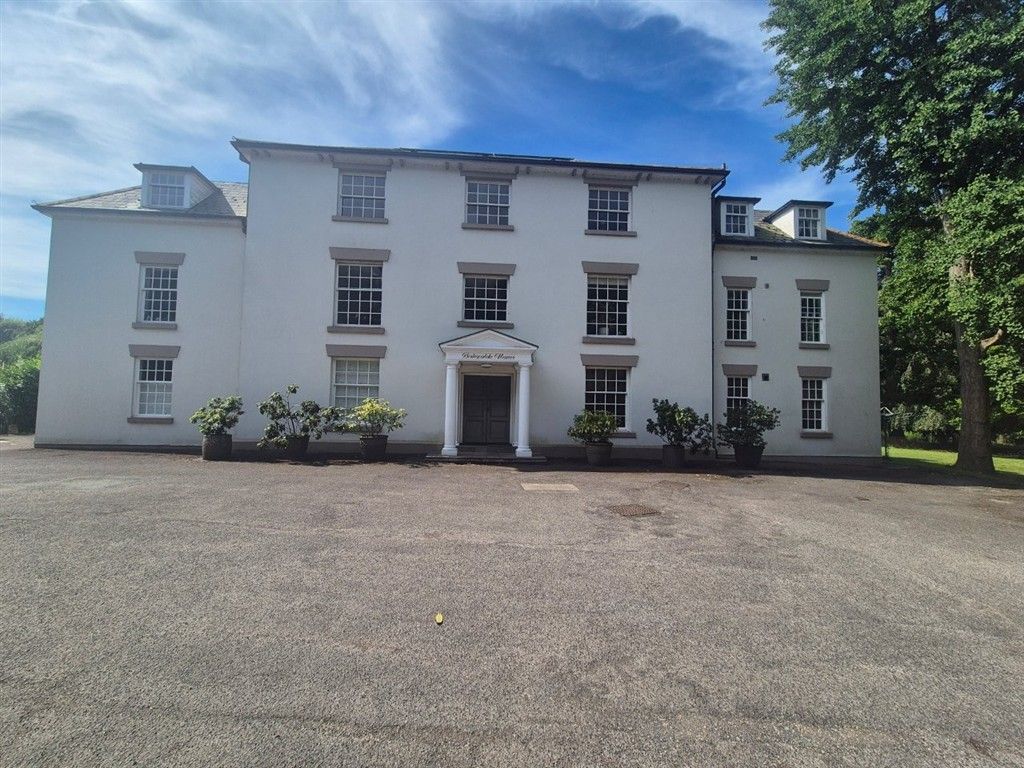 Property photo 1 of 4