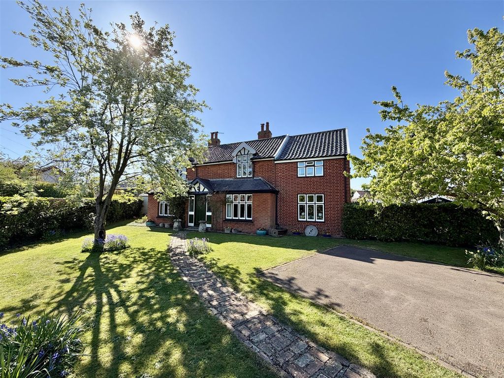 Property photo 1 of 22