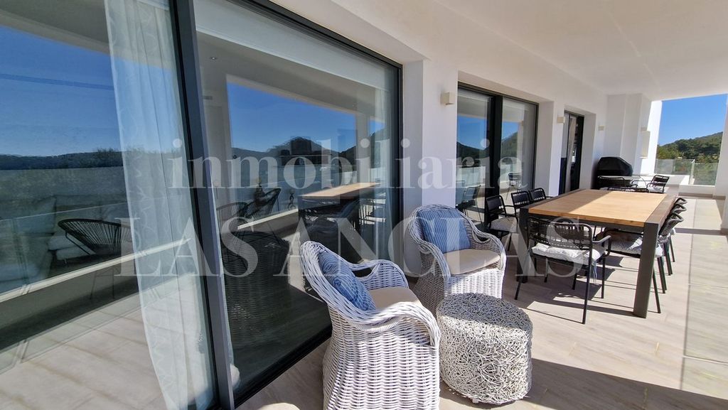 Property photo 3 of 10