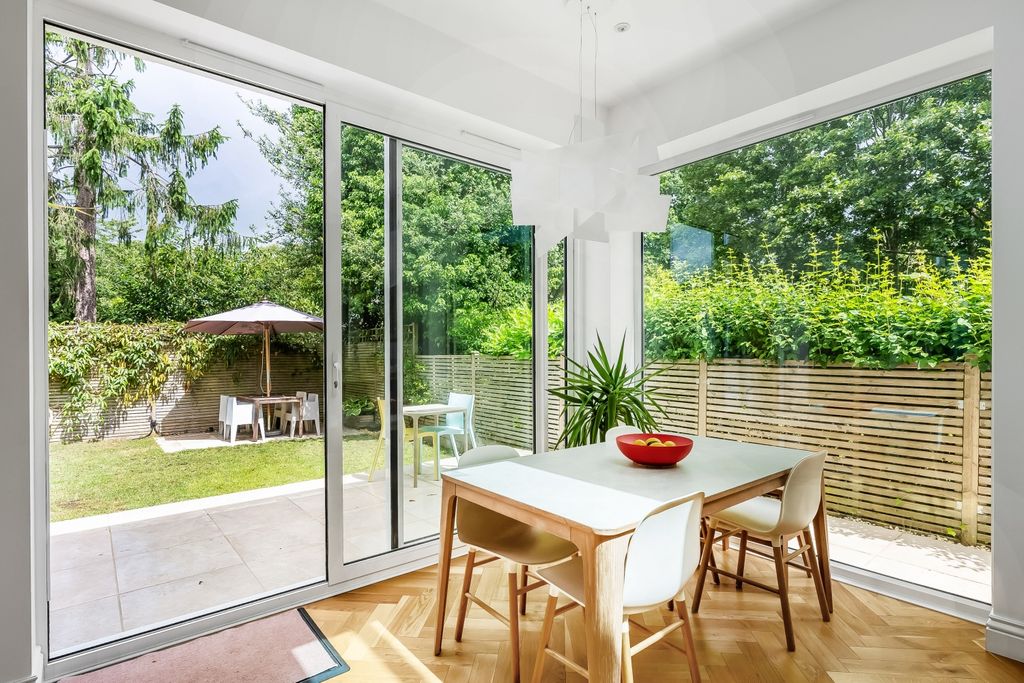 Property photo 1 of 19 Flat-2-Beechhurst-15