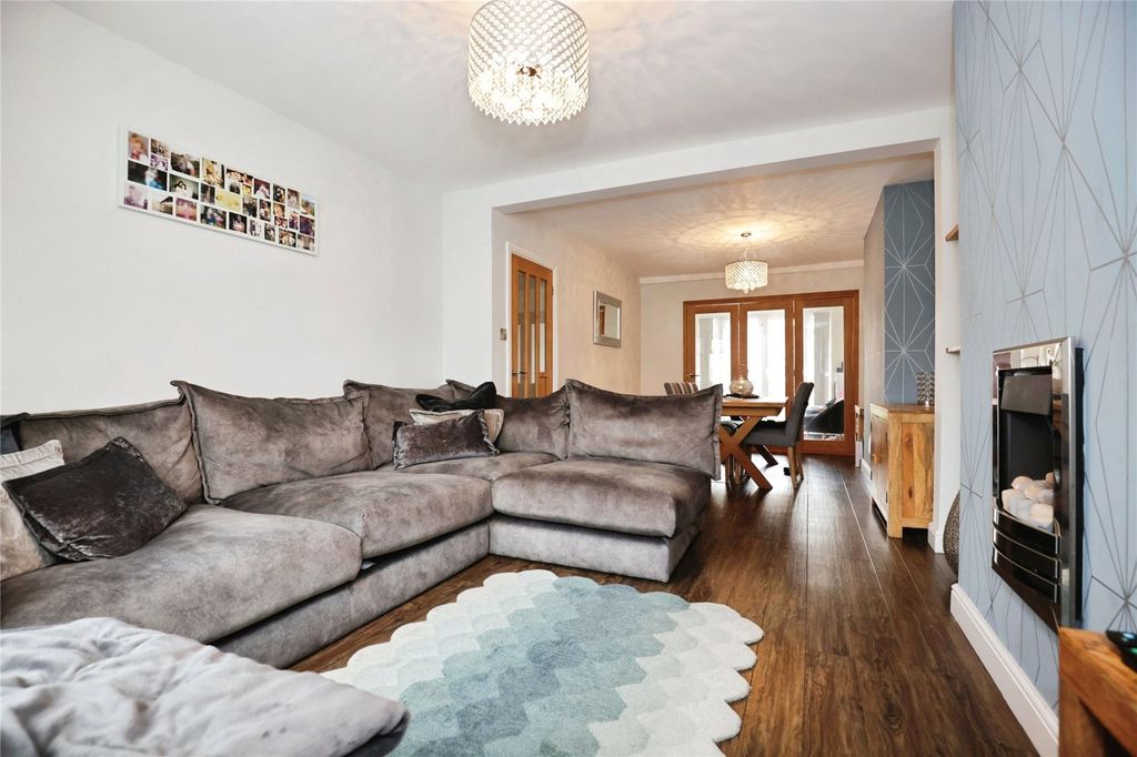 Property photo 3 of 16 Picture No. 03