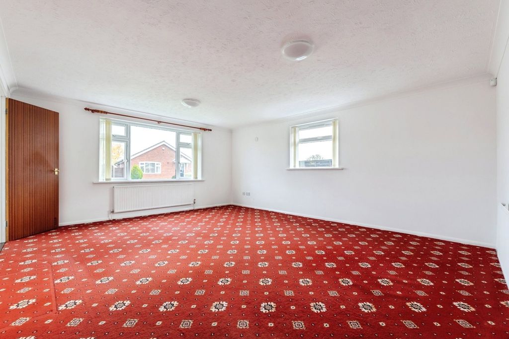 Property photo 3 of 20 Photo