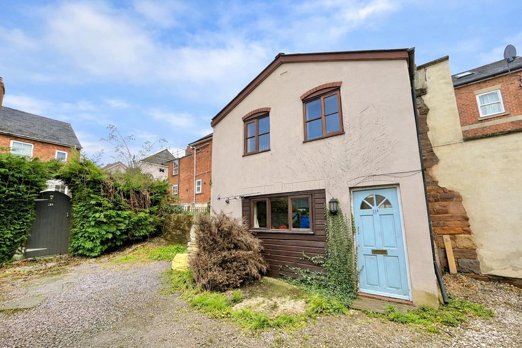 Property photo 1 of 5