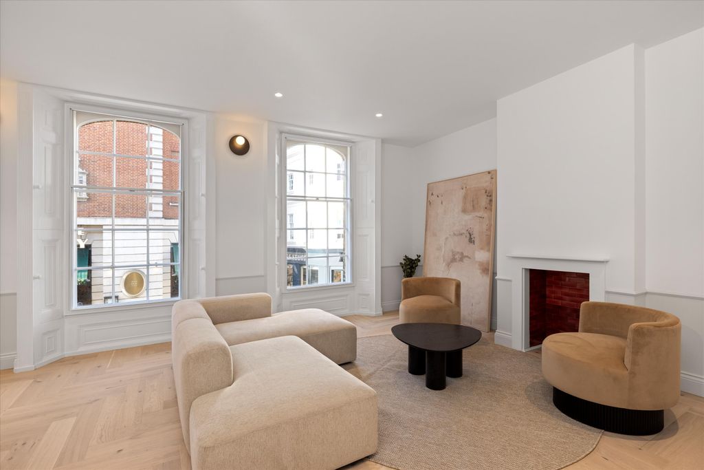 Property photo 3 of 13 Image