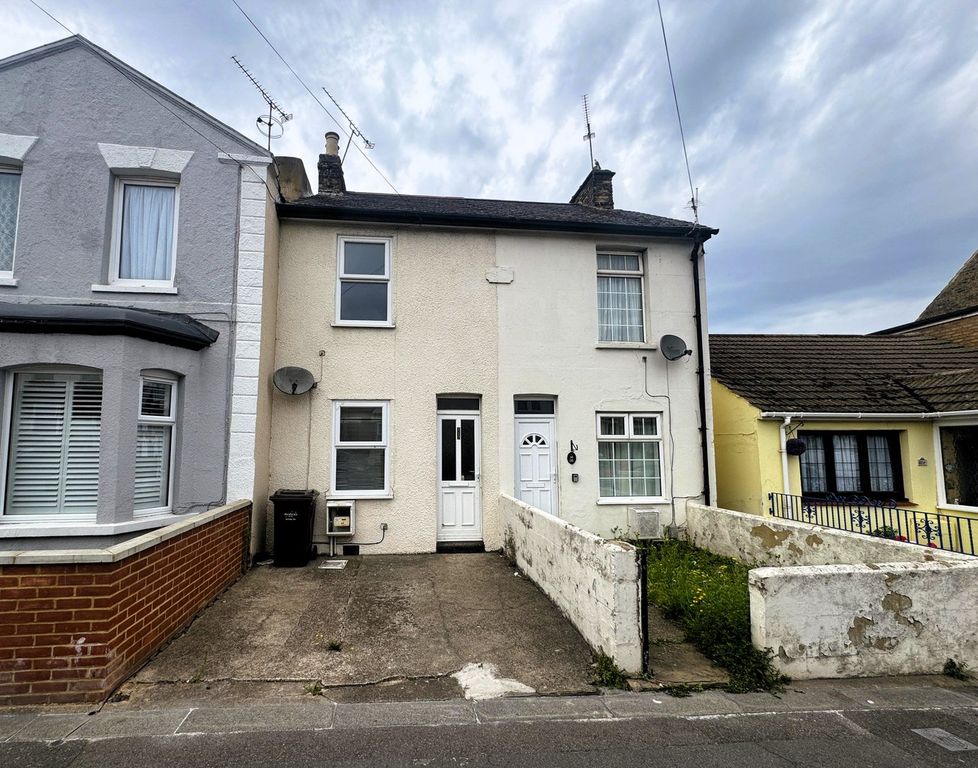 Property photo 1 of 9