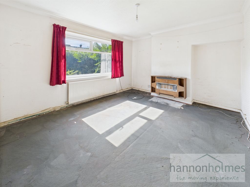 Property photo 3 of 19 Cam05283G0-Pr0051-Still002