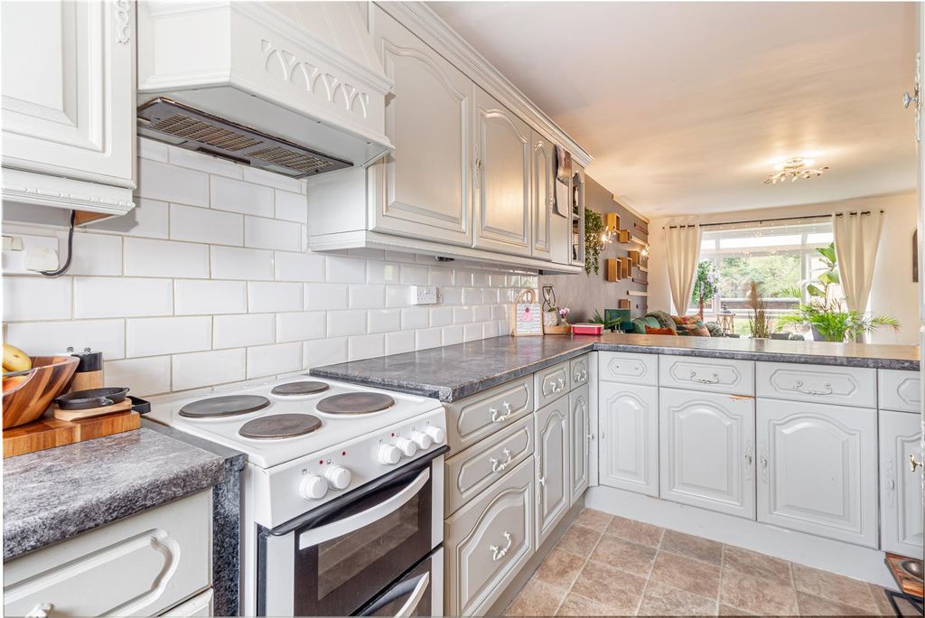 Property photo 2 of 16 Kitchen-3.Jpg