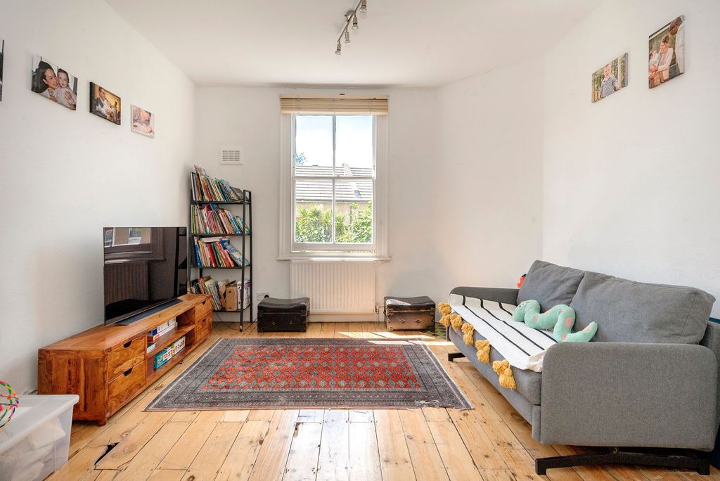 Property photo 3 of 13
