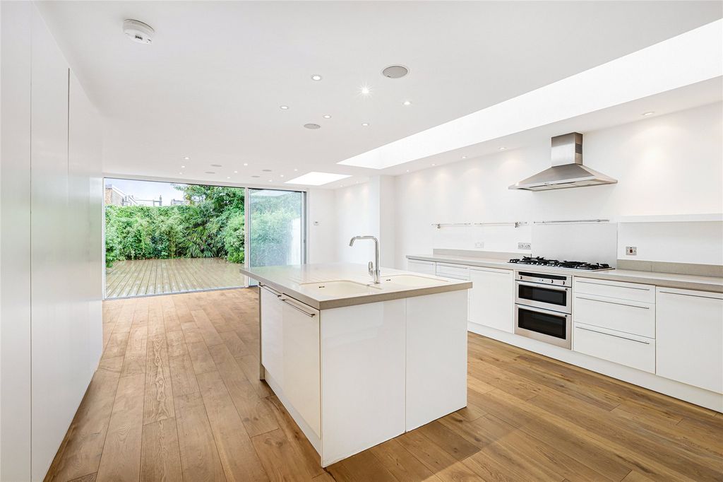 Property photo 1 of 17 Picture No. 48