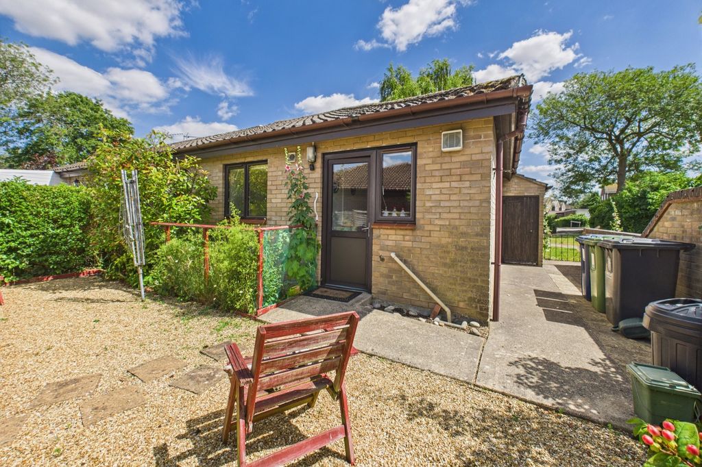 Property photo 2 of 10 Cam02545G0-Pr0435-Still008