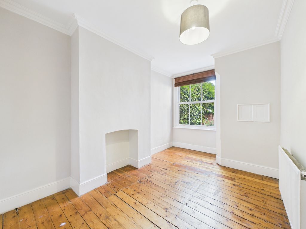 Property photo 3 of 11 Diner