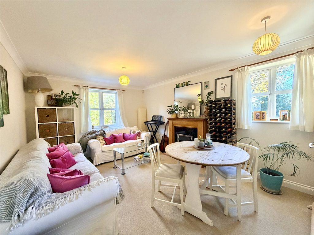 Property photo 3 of 6 Picture No. 03