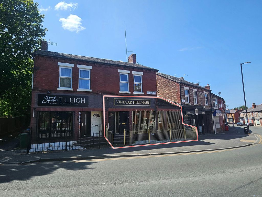 Property photo 1 of 14 2A Royle Green Road Cover Picture.Jpeg