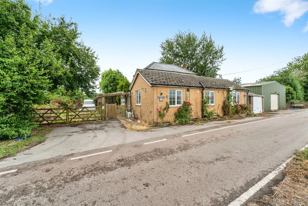 Property photo 1 of 11