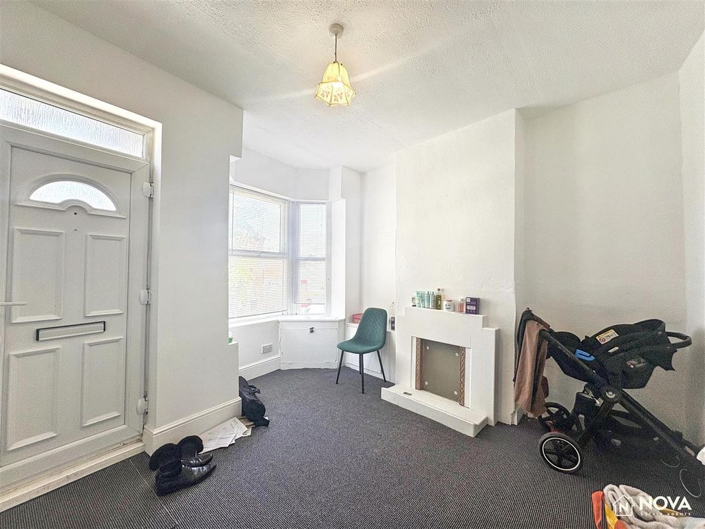 Property photo 2 of 13 Img_1063.Jpg