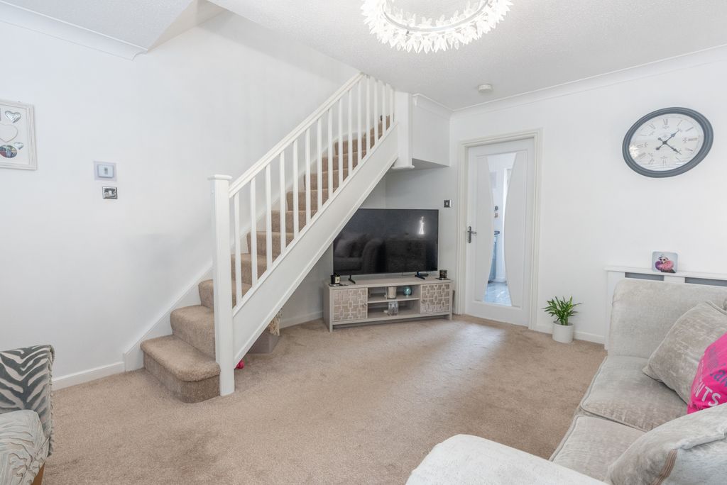 Property photo 3 of 26 Imagesabove--15