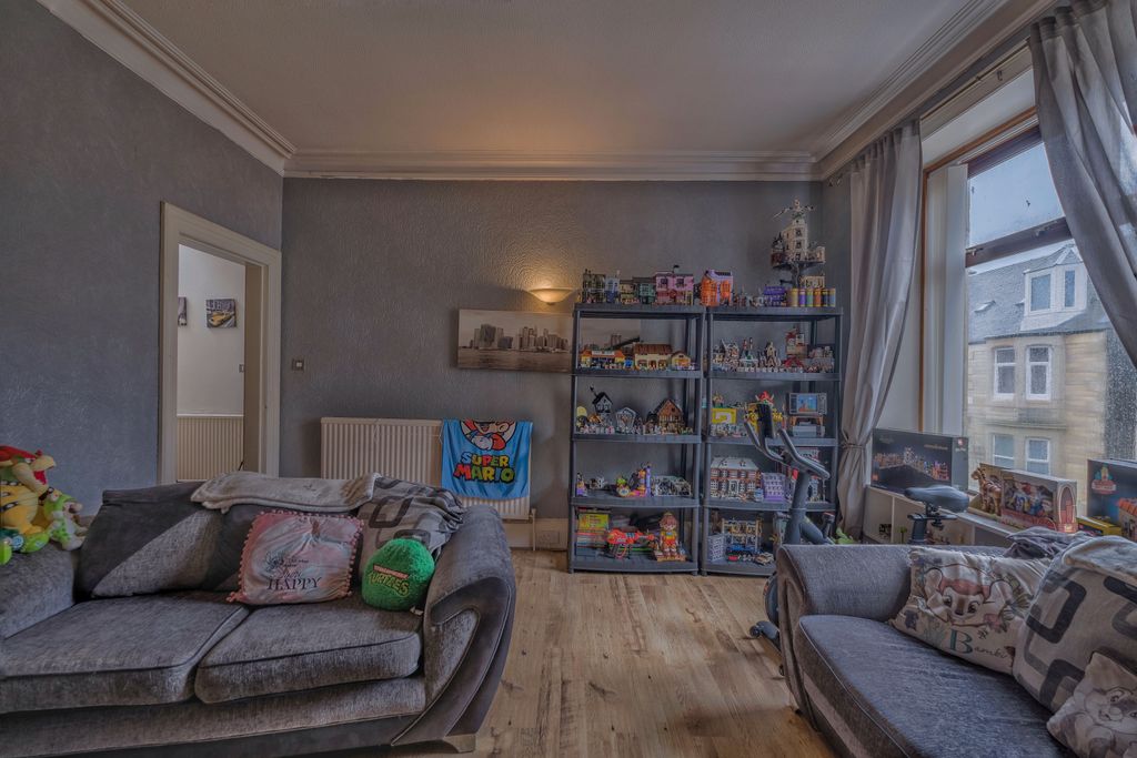 Property photo 2 of 29