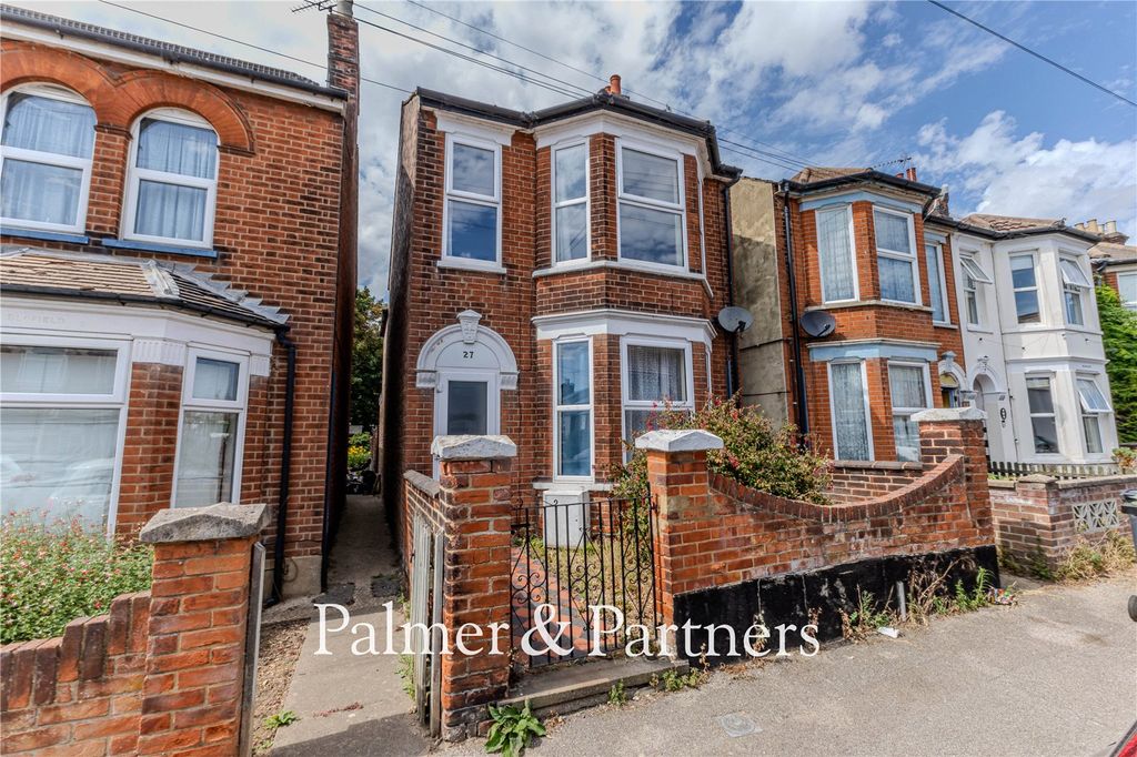 Property photo 1 of 19 Picture No. 04