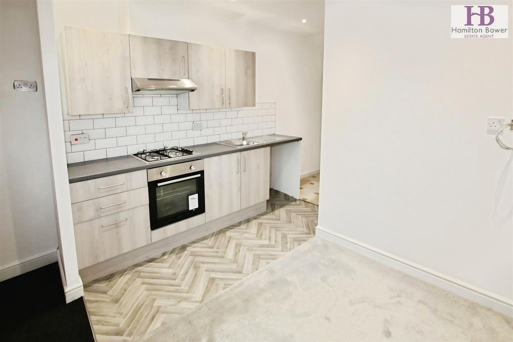 Property photo 3 of 6 35c1A195-82Sfl1.Jpg