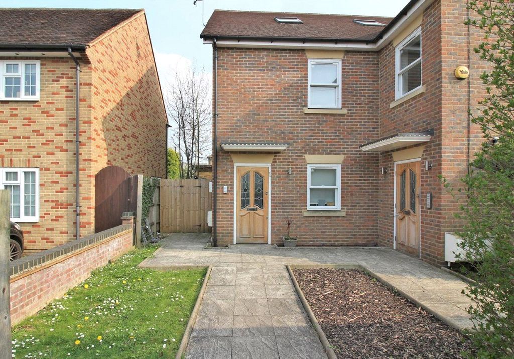 Property photo 1 of 8 Picture No. 01
