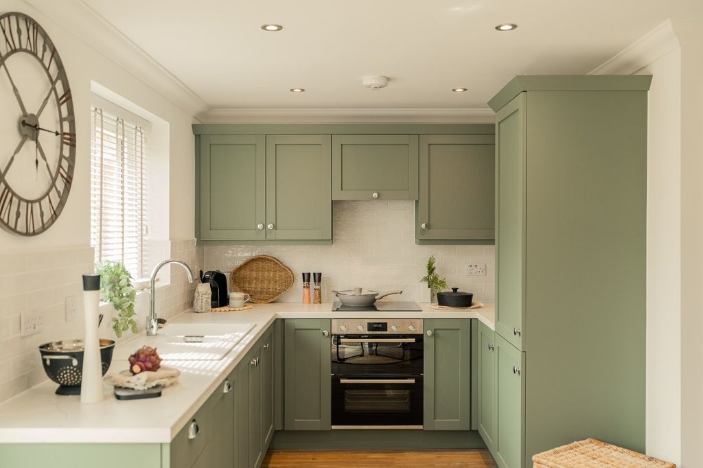 Property photo 3 of 10 Show Home Kitchen