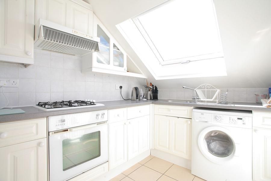 Property photo 2 of 7 27c_Alderbrook_Road_