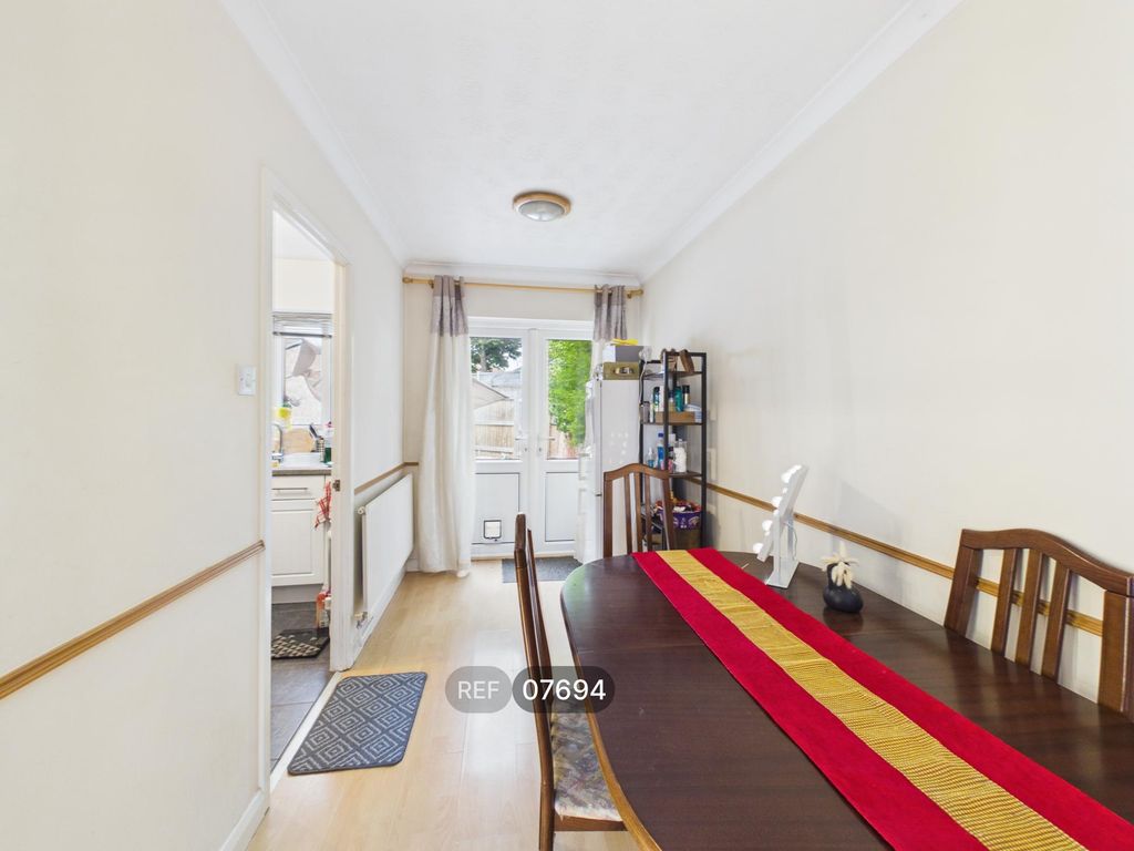 Property photo 3 of 12 Dining Area